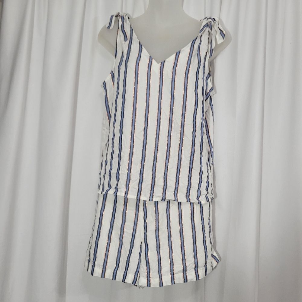 Copper key 2 piece shorts And Blouse Set Striped Sz Large NWT
